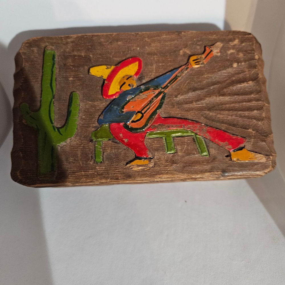 Vintage‎ Mexican 1940'S/50's Handmade Guitar Man Wooden Jewlery Box